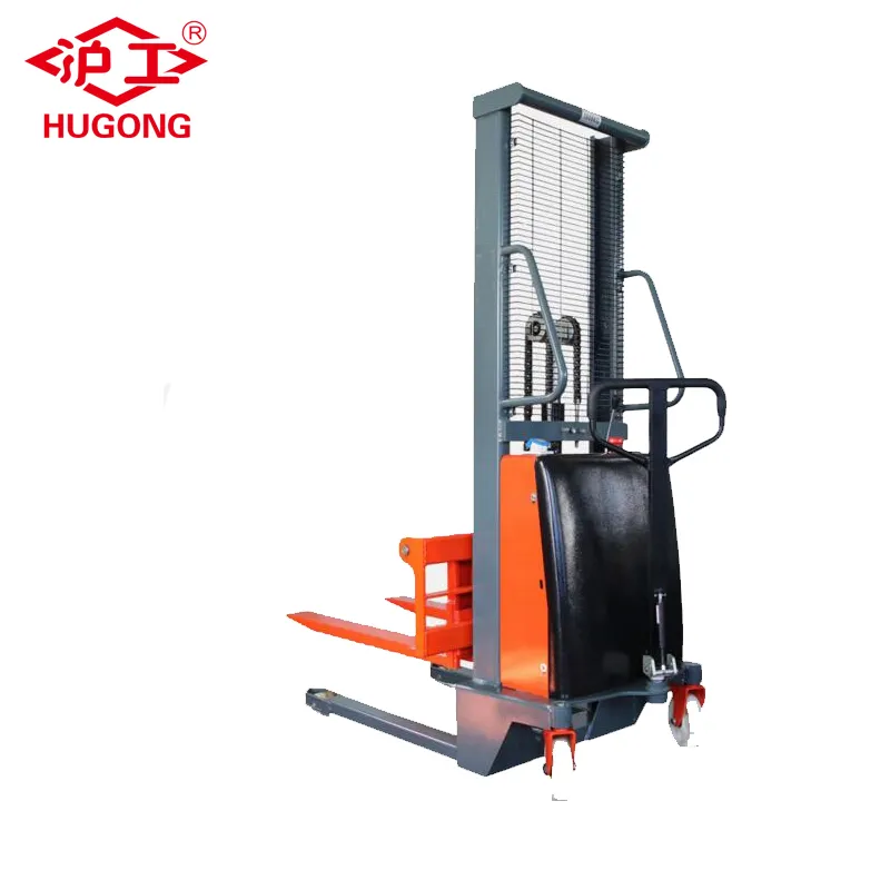 How Electric Stackers Enhance Warehouse Operations